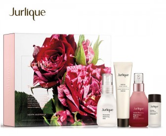 Jurlique 茱莉蔻 经典节日套装 4件套(玫瑰保湿喷雾 30ml+草本修复精华 30ml+活力精华神仙水 10ml+玫瑰护手霜 30ml) Jurlique 茱莉蔻 经典节日套装 4件套(玫瑰保湿喷雾 30ml+草本修复精华 30ml+活力精华神仙水 10ml+玫瑰护手霜 30ml)